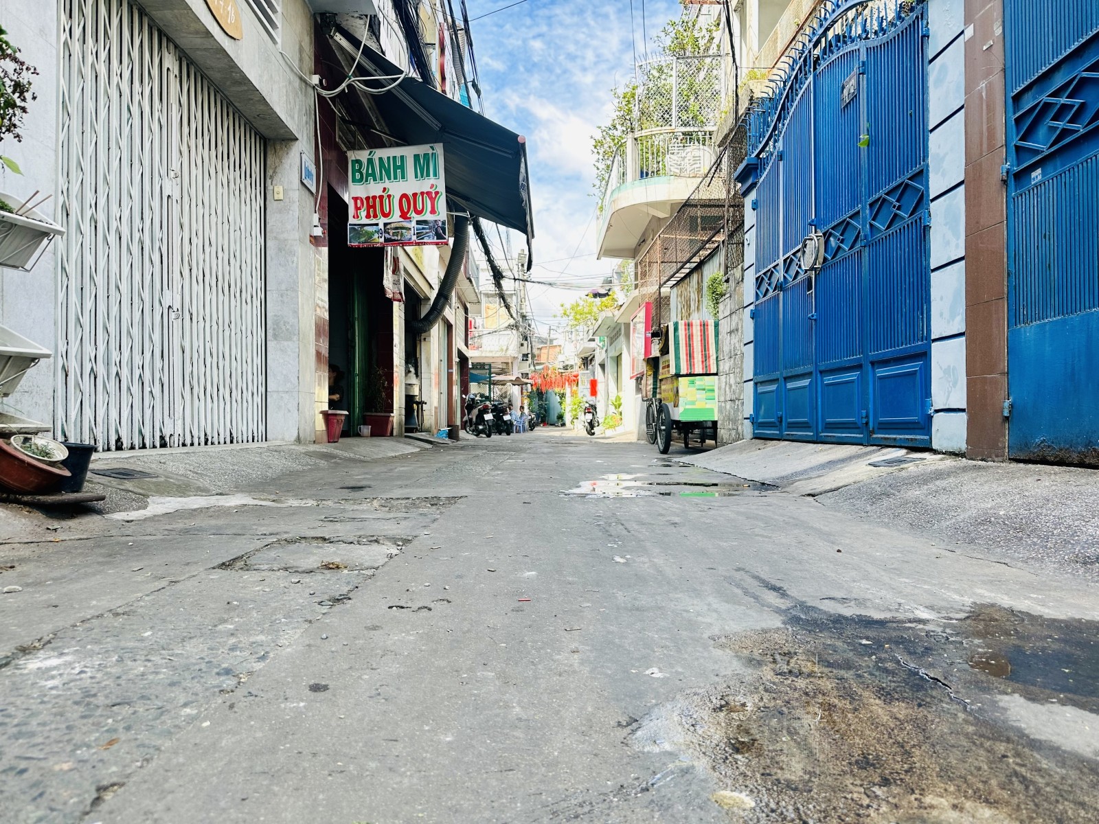 Bán nhà hẻm 117 Cống Quỳnh, Quận 1