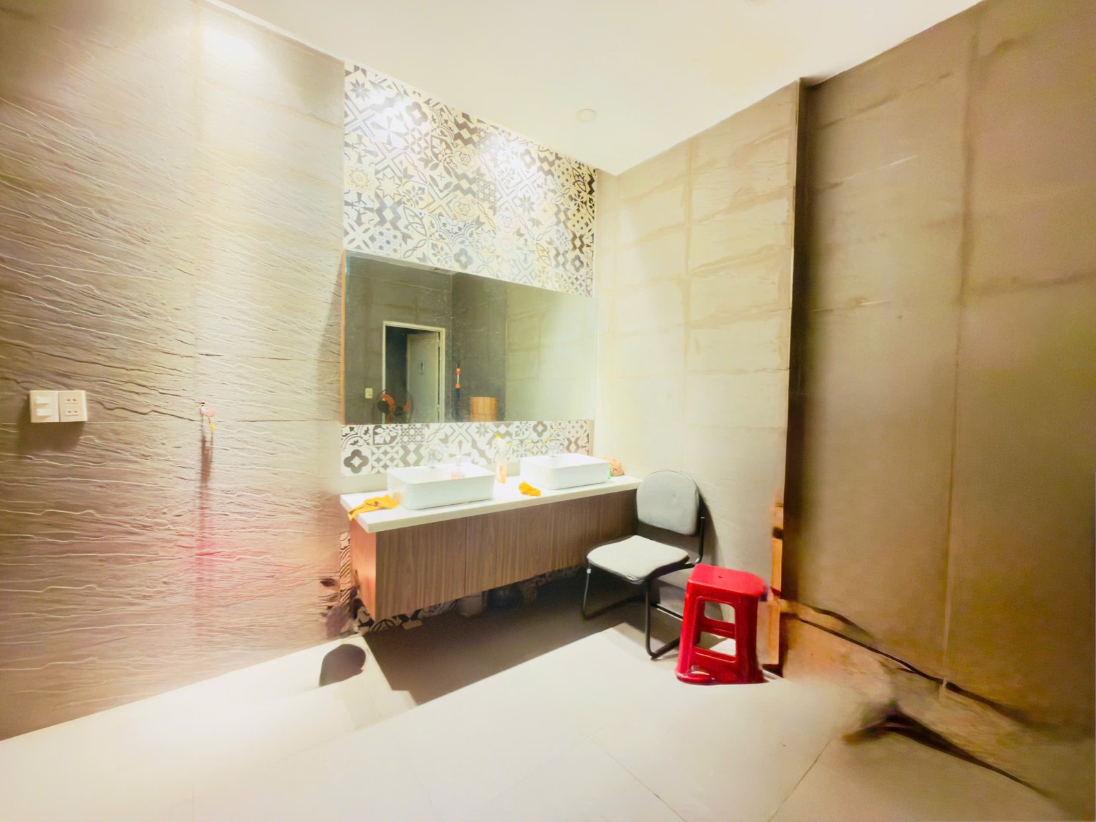 ÔNG ÍCH KHIÊM 120m², 3 tầng, ngang 6.8m, dài 22m, giá 19 tỷ, Hải Châu