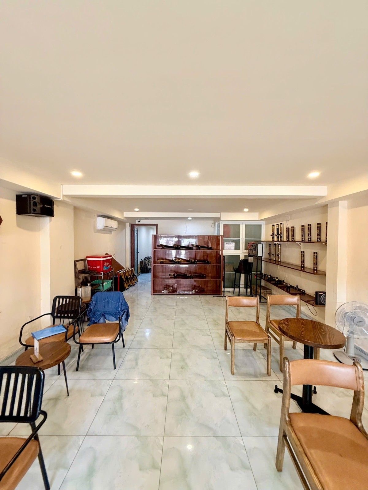Bán nhà đường Võ Văn Kiệt, Quận 1 - ảnh 3