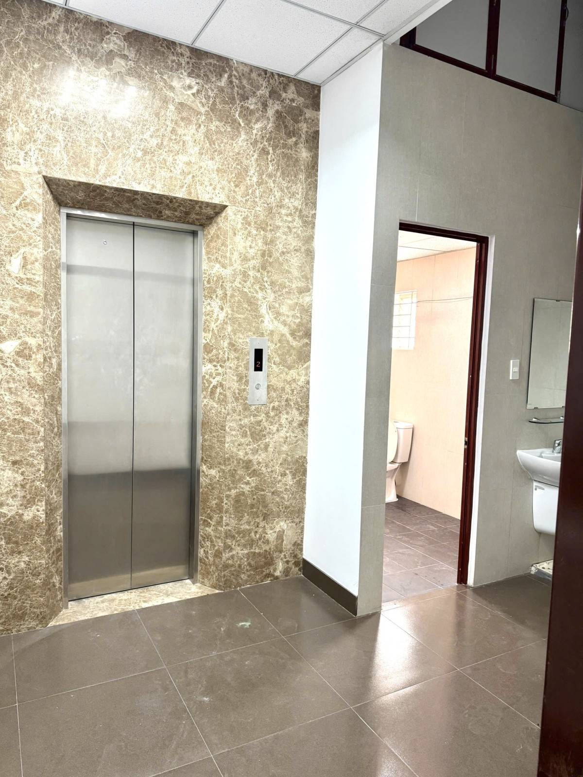 Bán nhà đường Hoàng Diệu, Phú Nhuận