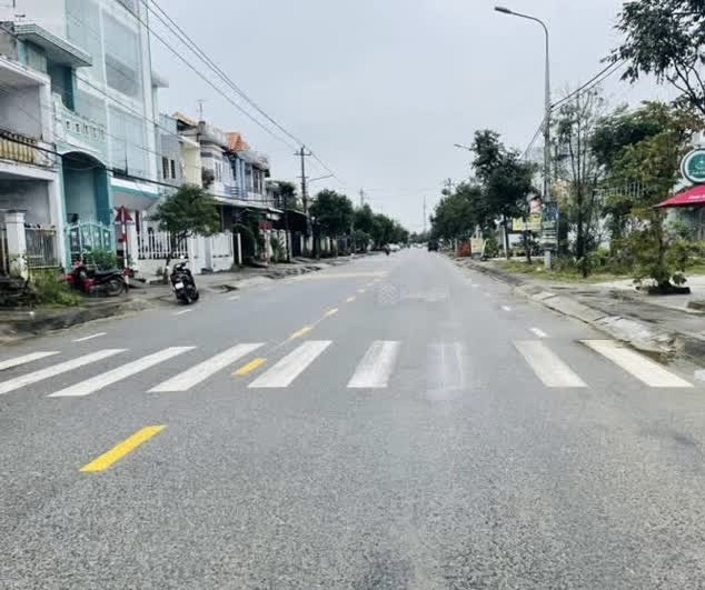 NGUYỄN ĐÌNH CHIỂU 120m², cấp 4, ngang 5.1m, dài 23.5m, giá 12.5 tỷ, Ngũ Hành Sơn