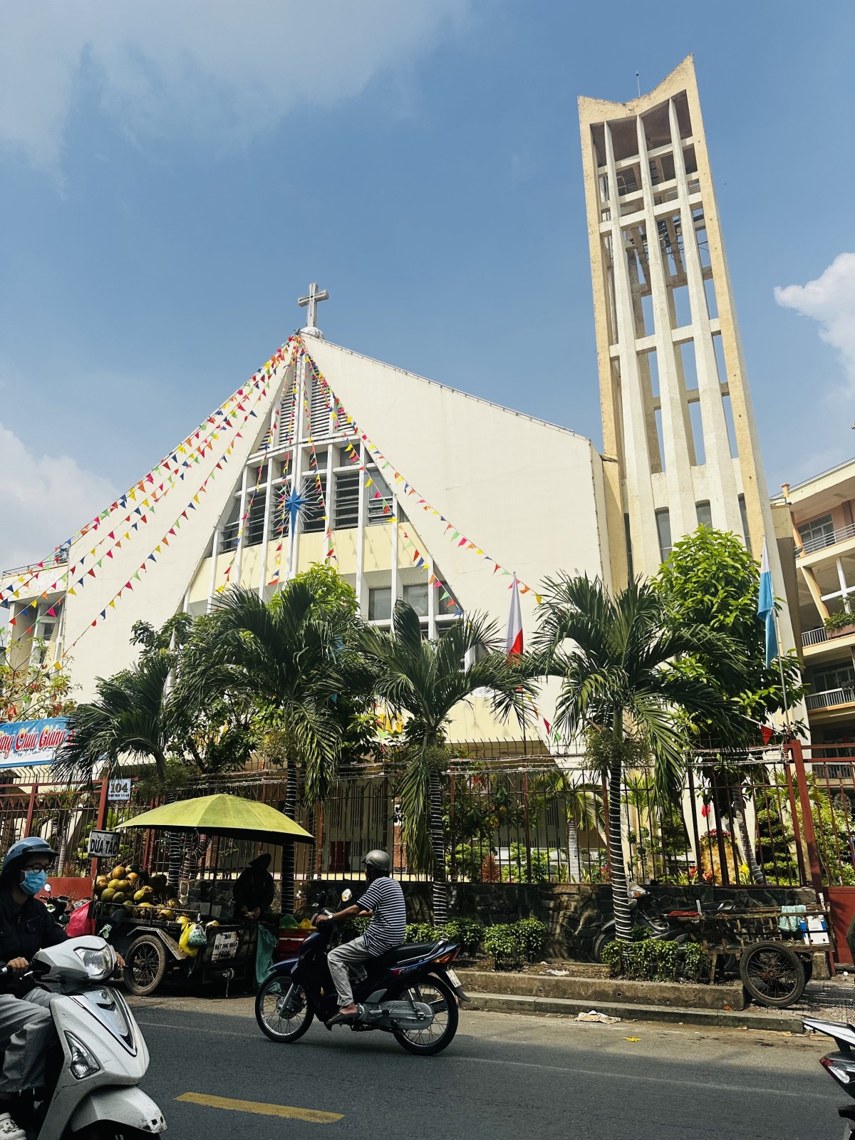 Bán nhà hẻm 99 Tô Hiến Thành, Quận 10