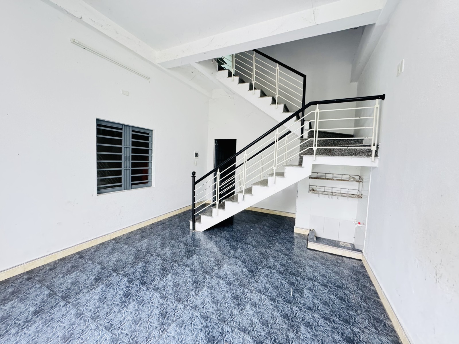 HOÀNG BẬT ĐẠT 103m², 2 tầng, ngang 5m, dài 20.6m, giá 5.8 tỷ, Ngũ Hành Sơn