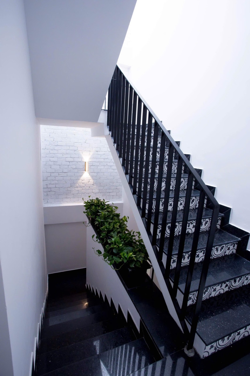 NGŨ HÀNH SƠN 81m², 3 tầng, ngang 5m, dài 16m, giá 8.5 tỷ, Ngũ Hành Sơn