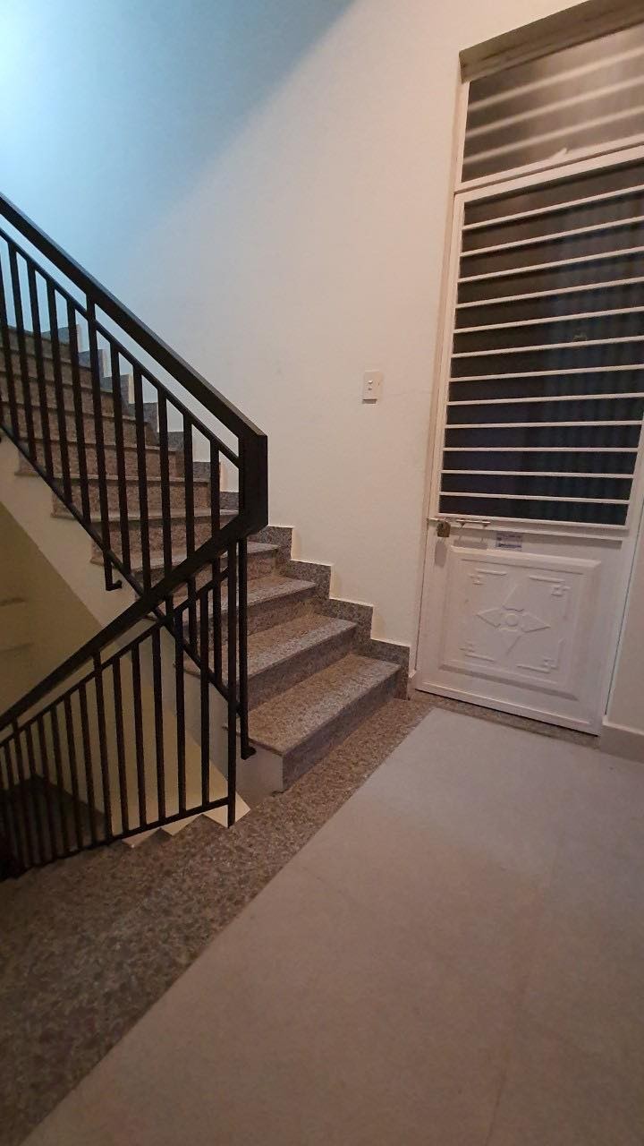 ĐƯỜNG 2 THÁNG 9 59m², 4 tầng, ngang 4m, dài 13m, giá 5.8 tỷ, Hải Châu