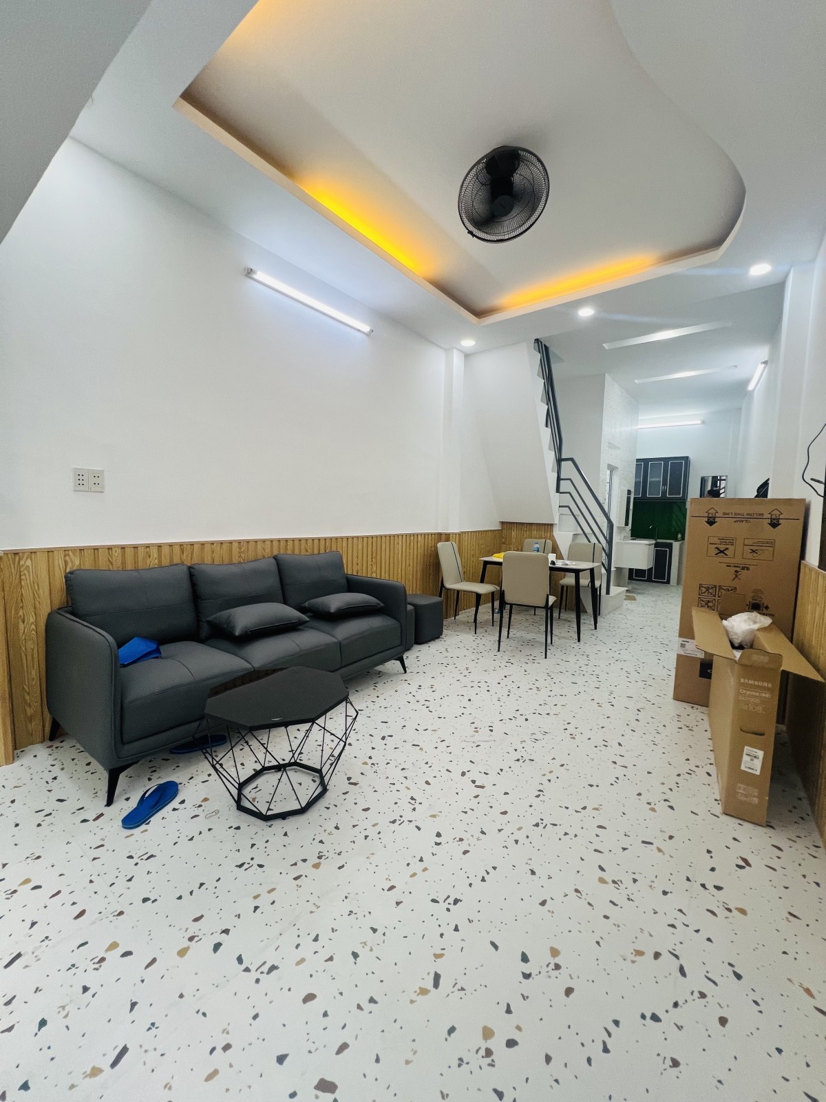 Bán nhà đường Nguyễn Thượng Hiền, Quận 3