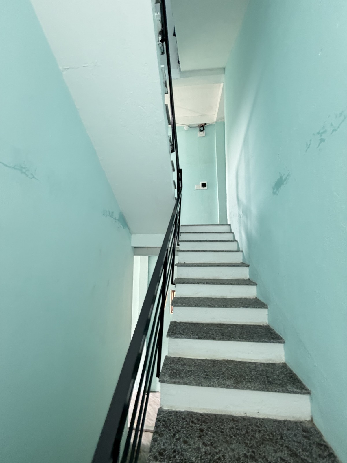 HOÀNG DIỆU 99m², 4 tầng, ngang 5.7m, dài 15m, giá 7.5 tỷ, Hải Châu