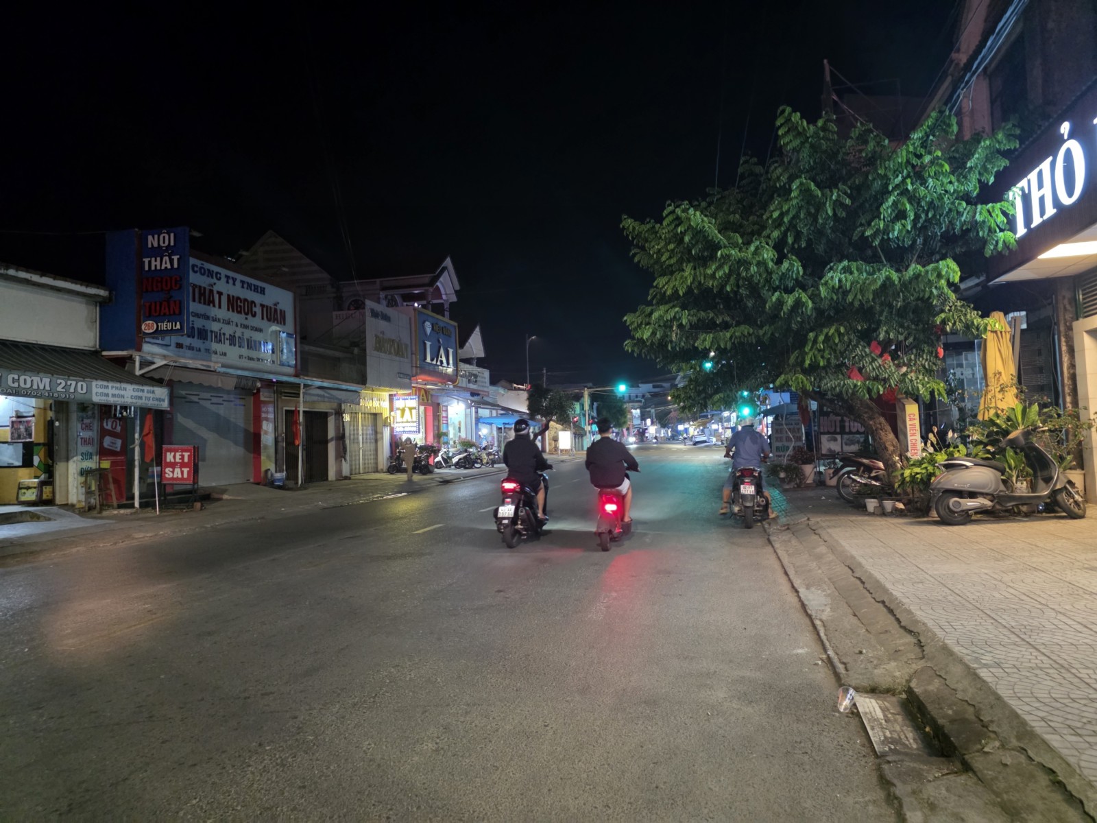 QUÝ THẠNH 1 250.8m², ĐẤT, ngang 7m, dài 35m, giá 620 triệu, Thăng Bình