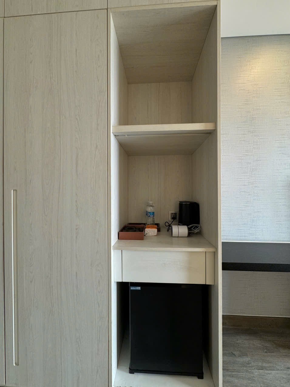 GOLDEN BAY 34m², 11 tầng, ngang 4.25m, dài 8m, giá 1.65 tỷ, Sơn Trà