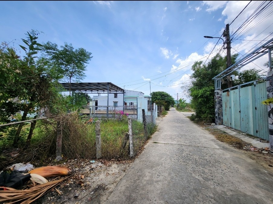 MAI ĐĂNG CHƠN 100m², ĐẤT, ngang 5m, dài 20m, giá 2.75 tỷ, Ngũ Hành Sơn