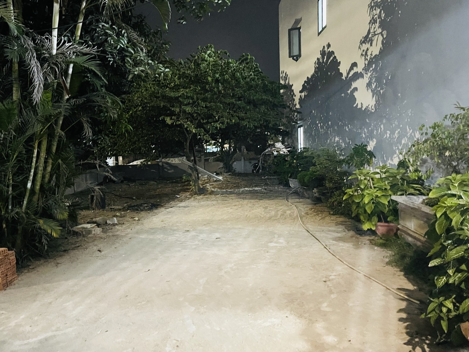 K225 NGUYỄN VĂN CỪ 400m², 3 tầng, ngang 19.3m, dài 21m, giá 11.6 tỷ, Liên Chiểu