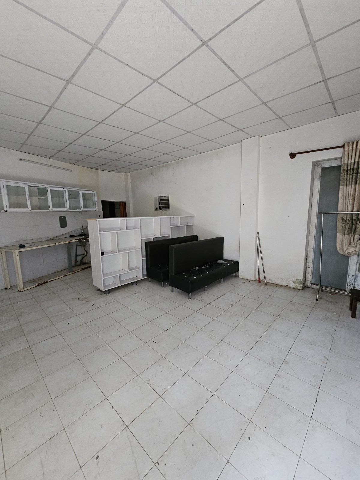 LÂM HOÀNH 36m², cấp 4, ngang 6.7m, dài 9.8m, giá 4.45 tỷ, Sơn Trà