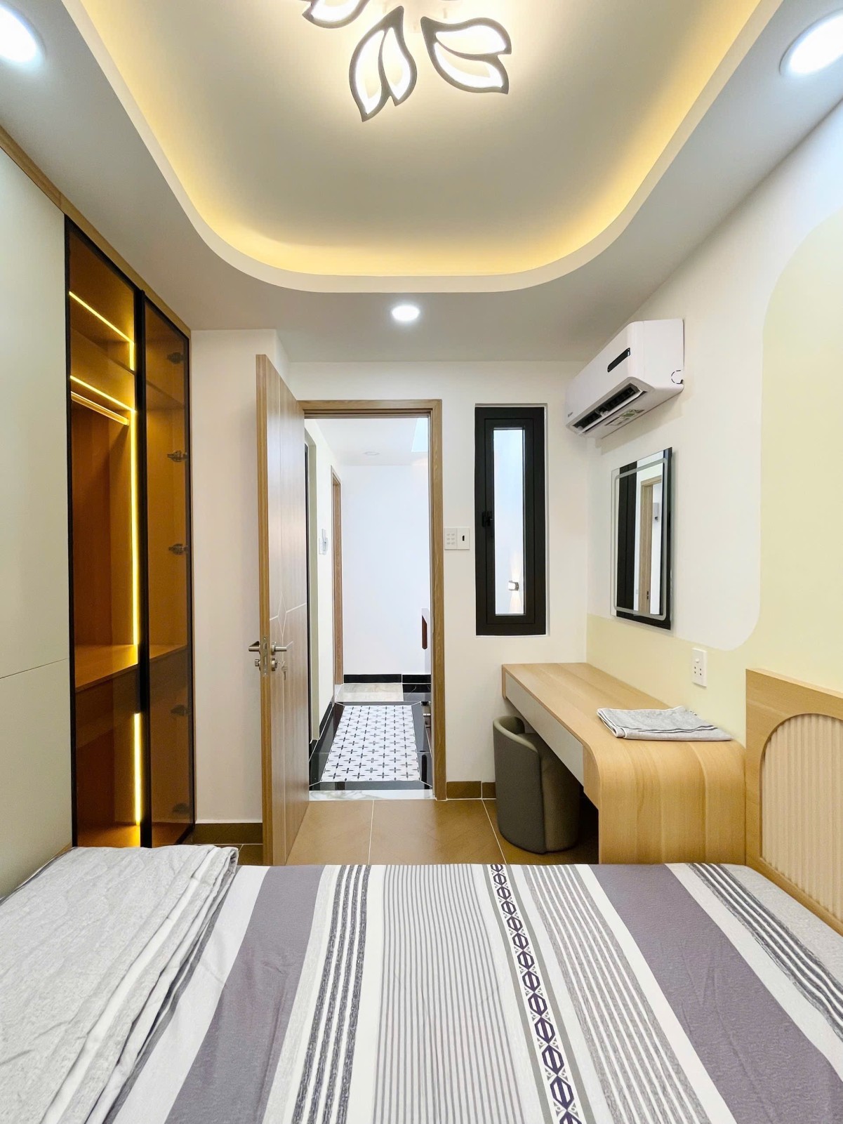 Bán nhà đường Nơ Trang Long, Bình Thạnh