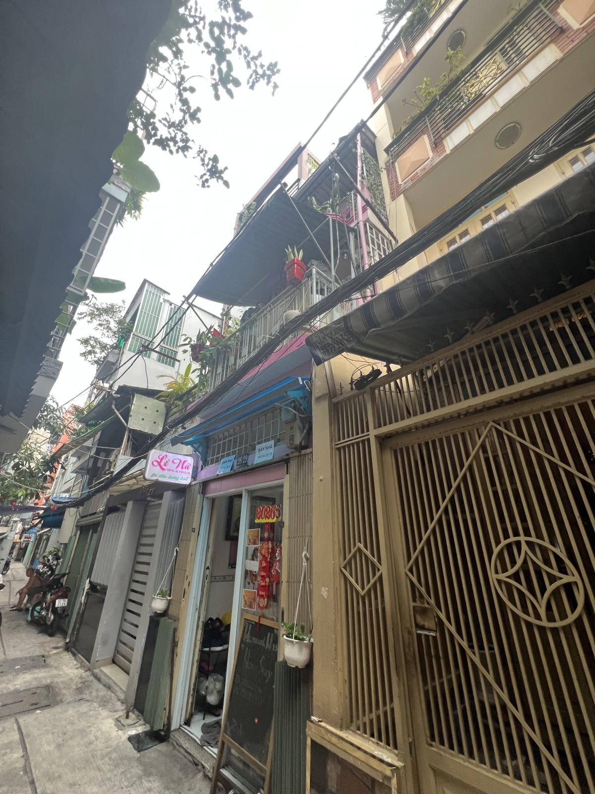 Bán nhà đường Đỗ Quang Đẩu, Quận 1