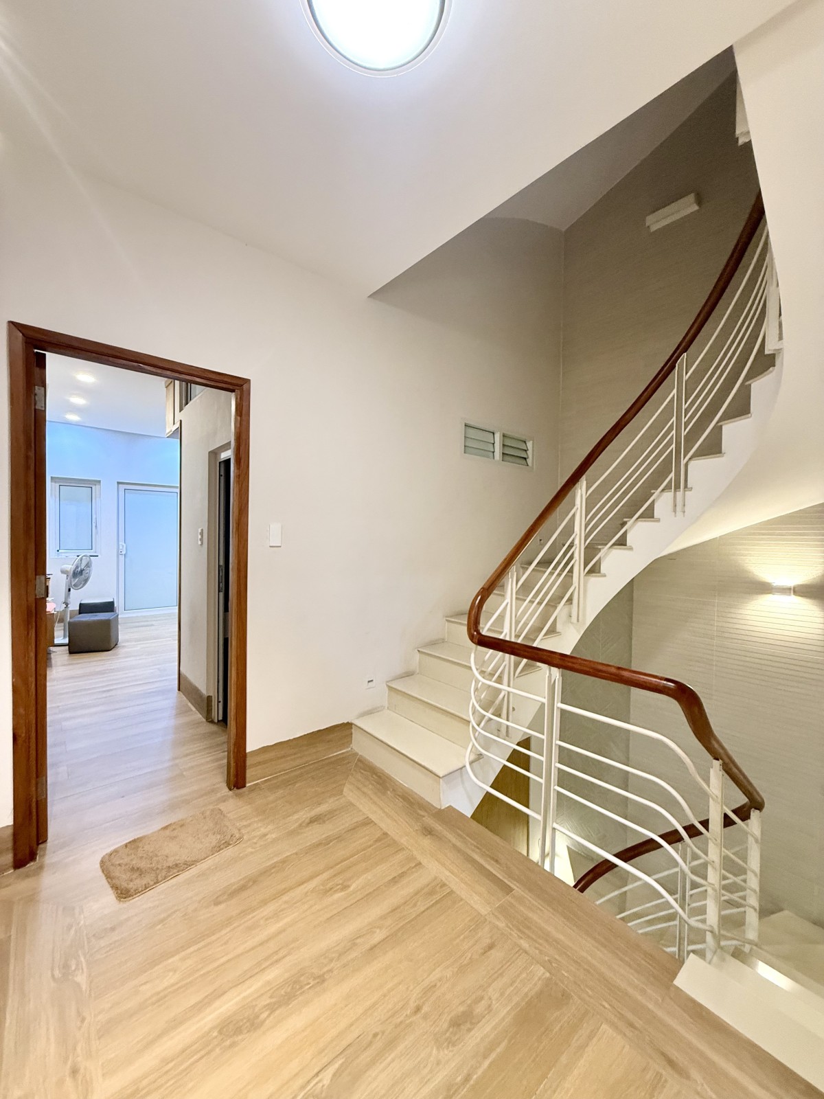 Bán nhà đường Sư Vạn Hạnh, Quận 10 - ảnh 3