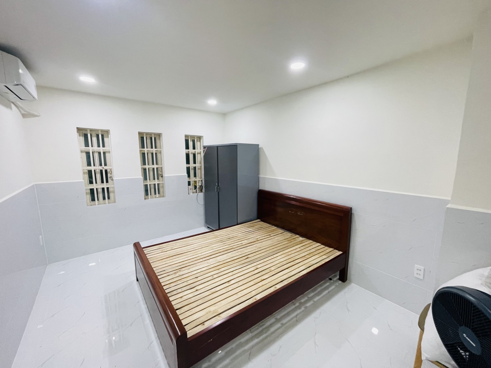Bán nhà đường Thành Thái, Quận 10 - ảnh 2