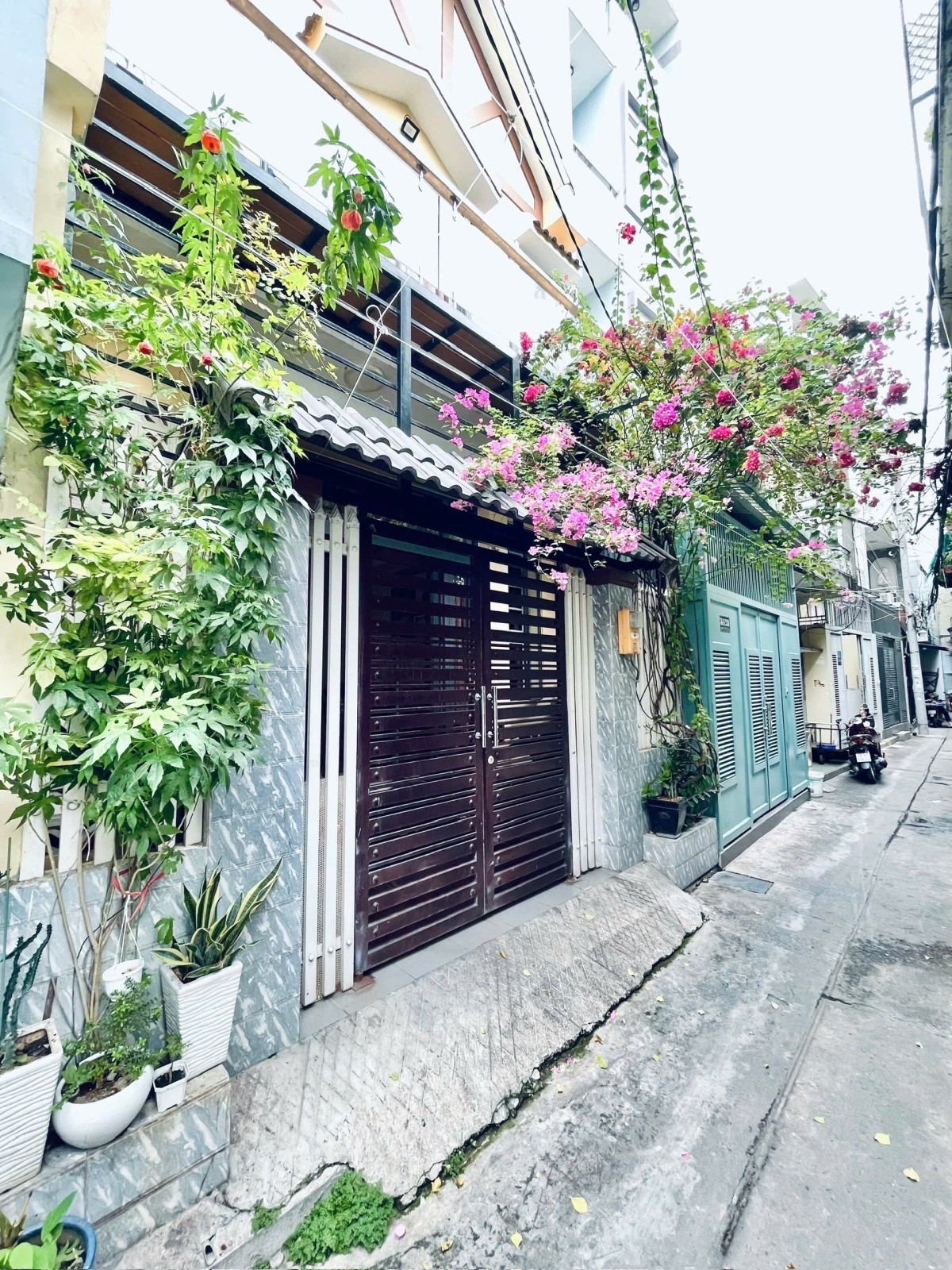 Bán nhà đường Cách Mạng Tháng Tám, Tân Bình