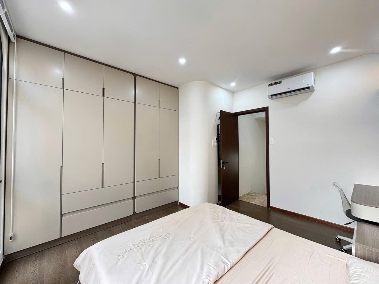 Bán nhà đường Trần Quang Diệu, Quận 3 - ảnh 5