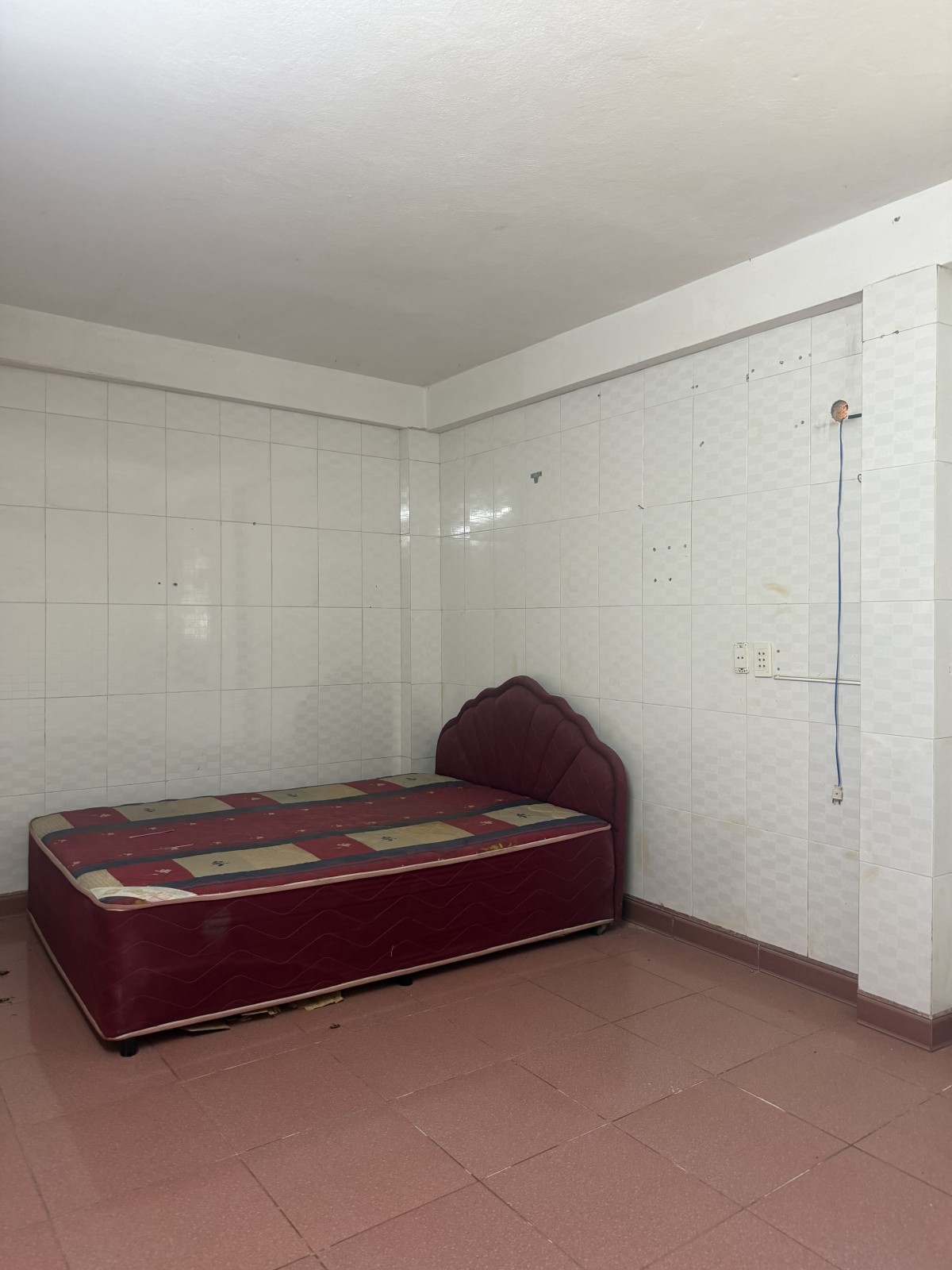 K196 NGUYỄN CÔNG TRỨ 100m², cấp 4, ngang 7.1m, dài 14m, giá 9.95 tỷ, Sơn Trà