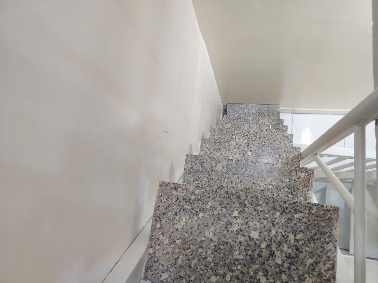 Bán nhà đường Lê Hồng Phong, Quận 10 - ảnh 8