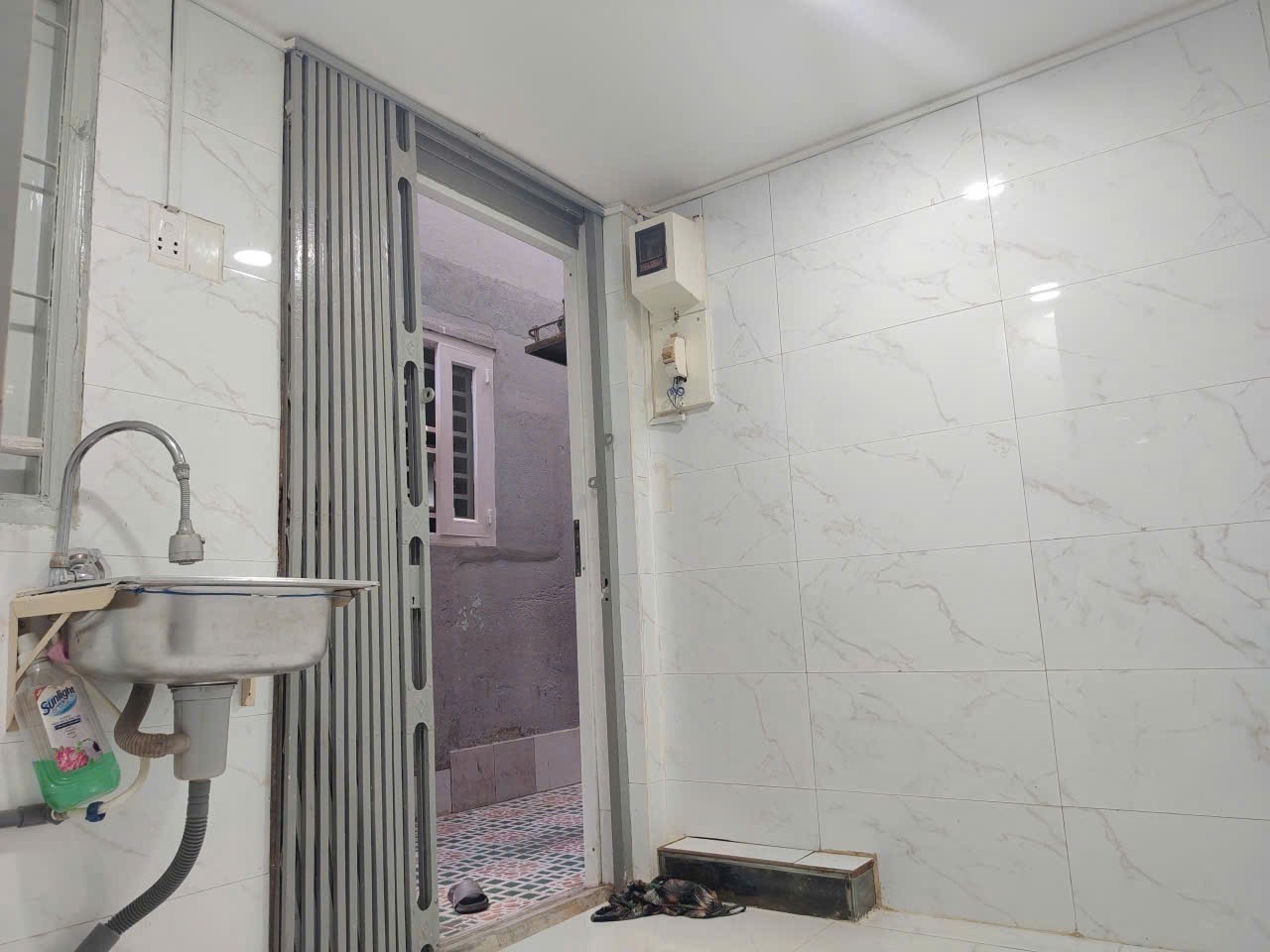 Bán nhà đường Lê Hồng Phong, Quận 10