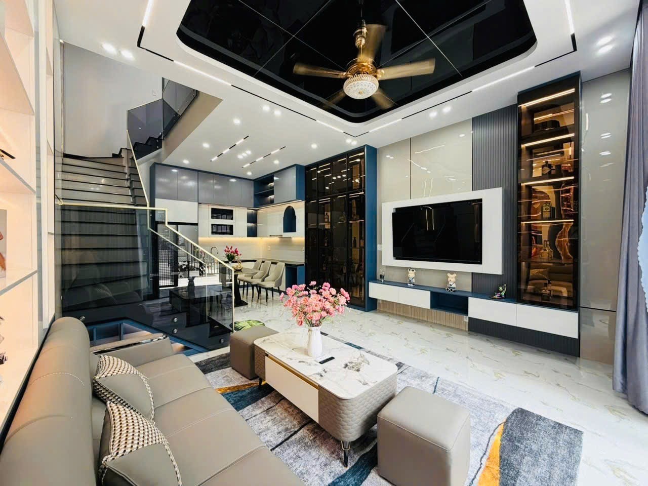 K164 NGUYỄN CHÁNH 70m², 3 tầng, ngang 5m, dài 14m, giá 5.59 tỷ, Liên Chiểu