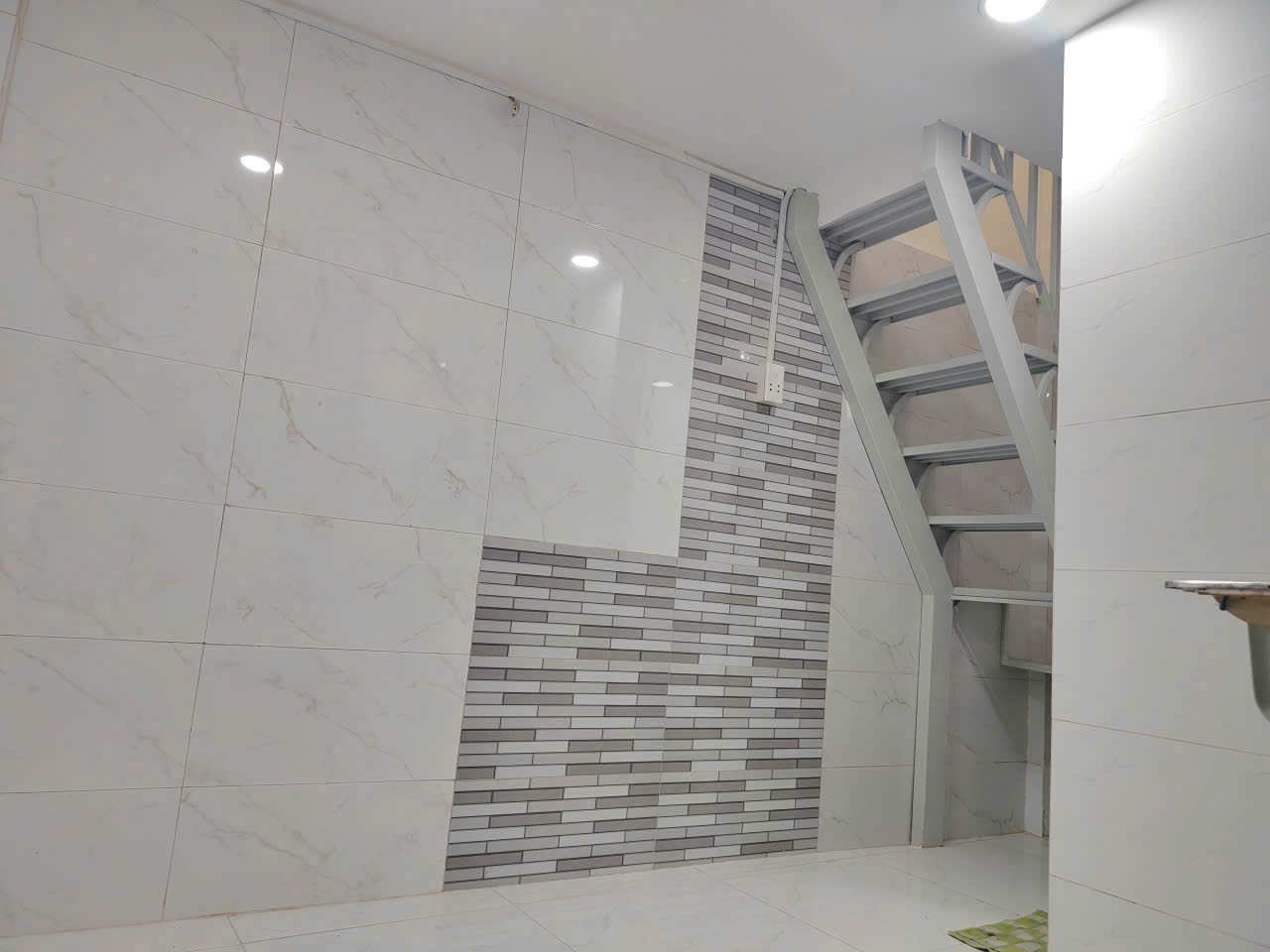 Bán nhà đường Lê Hồng Phong, Quận 10 - ảnh 6