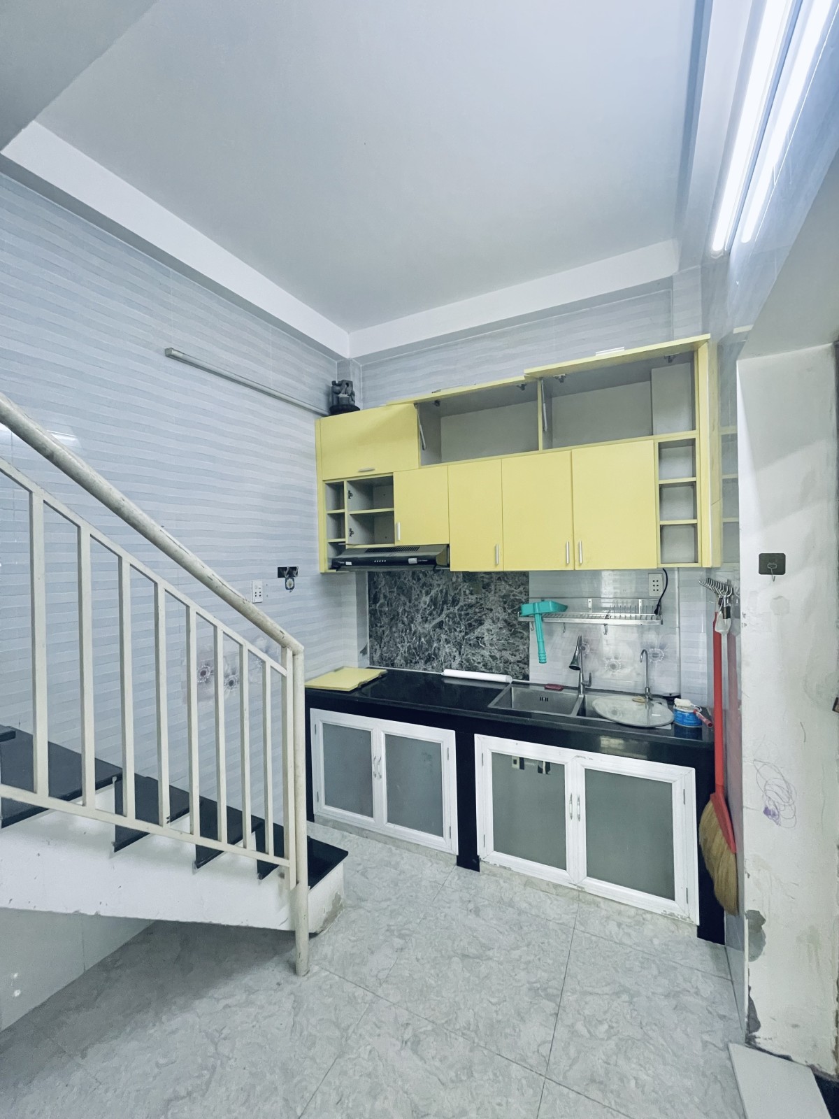 Bán nhà đường Lý Chính Thắng, Quận 3 - ảnh 4