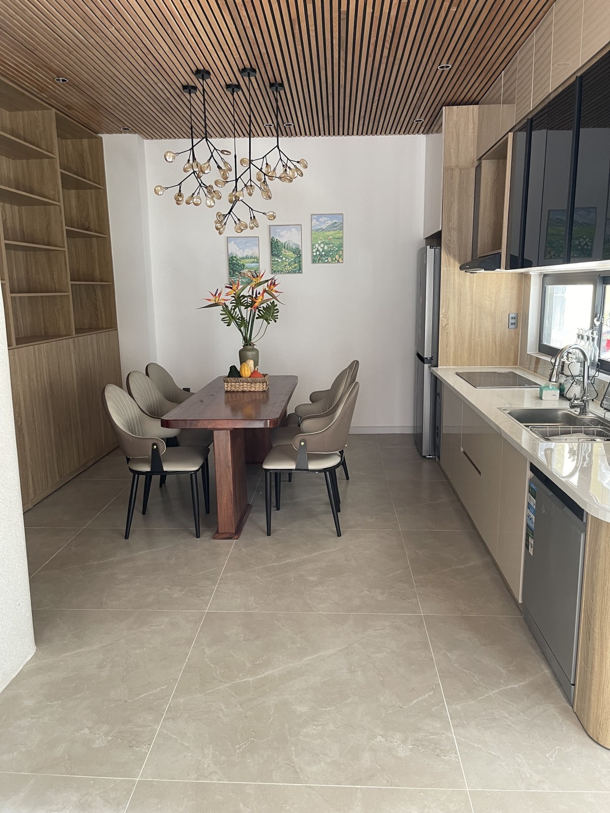 K115 ÔNG ÍCH KHIÊM 53.6m², 4 tầng, ngang 4.33m, dài 12.4m, giá 8.7 tỷ, Hải Châu
